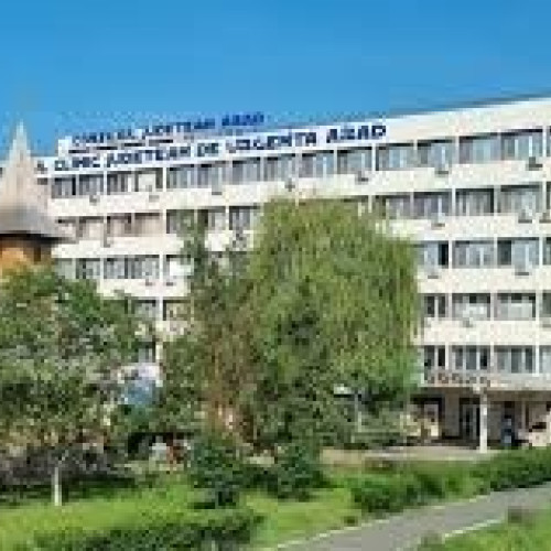 SCJU Arad introduce operațiile endoscopice pentru canalul carpian