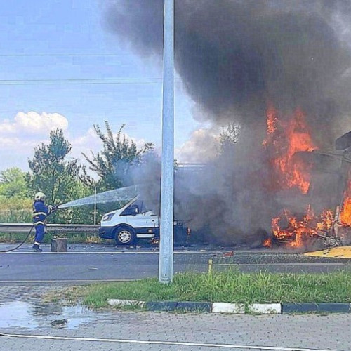 Accident rutier cu incendiu pe DN7, aproape de Nadlac