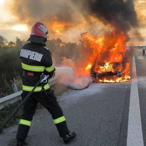 Incendiu autoturism pe A1, la kilometrul 520-522