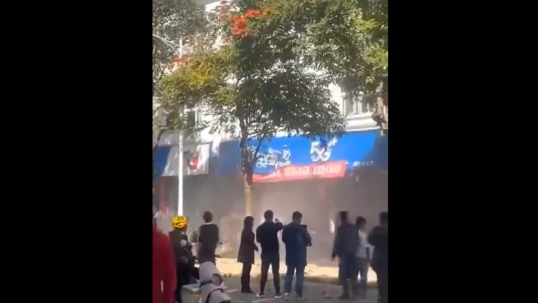 Cinci Răniți în China de Obuze Trase din Myanmar