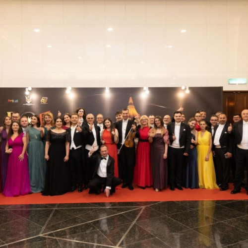 Orchestra Operei Vox se intoarce in tara pentru Regalul Vienez