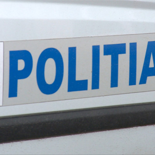 Bărbatul care a ucis-o pe fostul său partener în complexul rezidențial Cosmopolis, lângă Capitală, s-a sinucis după comiterea crimei, anunță poliția. Potrivit sursei, citează digi24.ro, polițiștii din județul Bacau au precizat că, în 1 martie 2021, soțul tinerei, Teodora Marcu, a sesizat poliția din Onesti după ce a fost insultat și sicanat în trafic de către autorul crimei, Robert Lupu. La acea vreme, însă, nu fusese depusă o plângere penală.