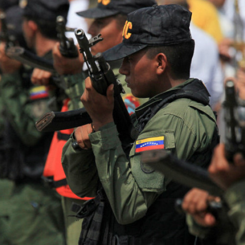 Venezuela acuză SUA de planificarea unui atac sub steag fals în Caraibe