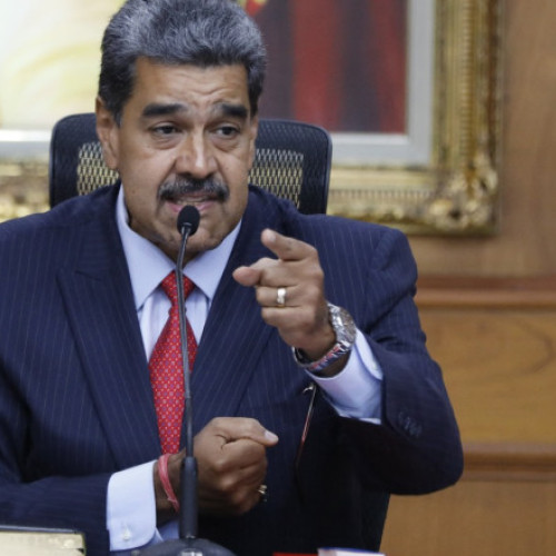 Putin și Maduro semnează un parteneriat strategic în fața presiunii americane