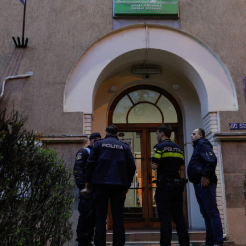 Directorul scolii din Bucuresti va fi demis in aceasta zi
