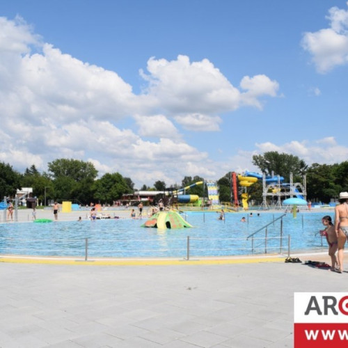 Sănătatea utilizatorilor bazinelelor și piscinelor este în pericol: Informații obligatorii de la Direcția de Sănătate Publică Arad pentru administratorii acestor facilități