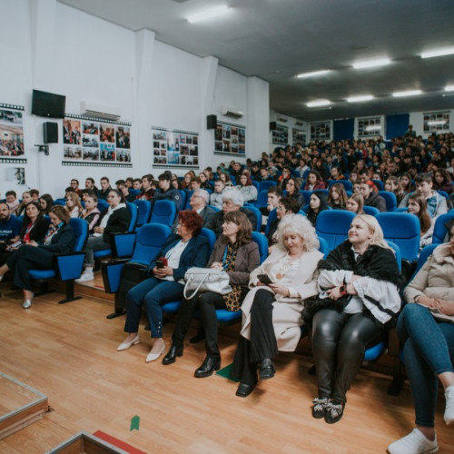 Universitatea de Vest din Arad organizează târg educațional pentru liceenii din clasele terminale